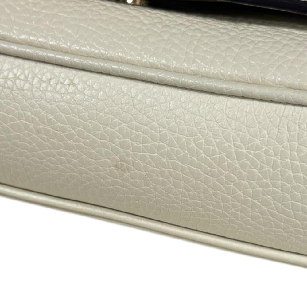 GUCCI Authentic White Leather Shoulder Bag - Picture 12 of 13